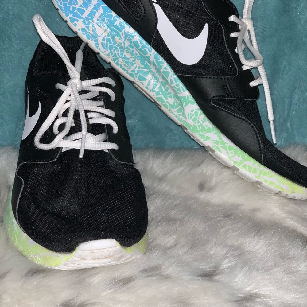 Gently worn women’s running Nike